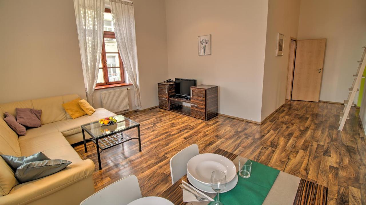 Hradec Králové Boromeum Residence المظهر الخارجي الصورة
